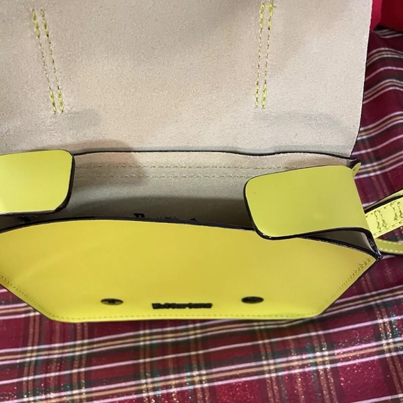 New Dr. Martens Yellow 7 Inch Crossbody Satchel Bag - Picture 10 of 10